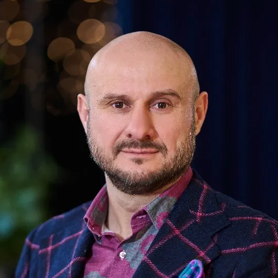 Yuri Rionelli from Helvetia Resources